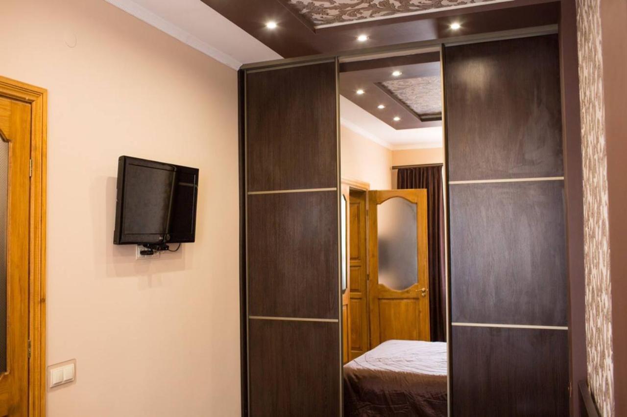 Guest House At Kulisha 12 Lviv Kültér fotó